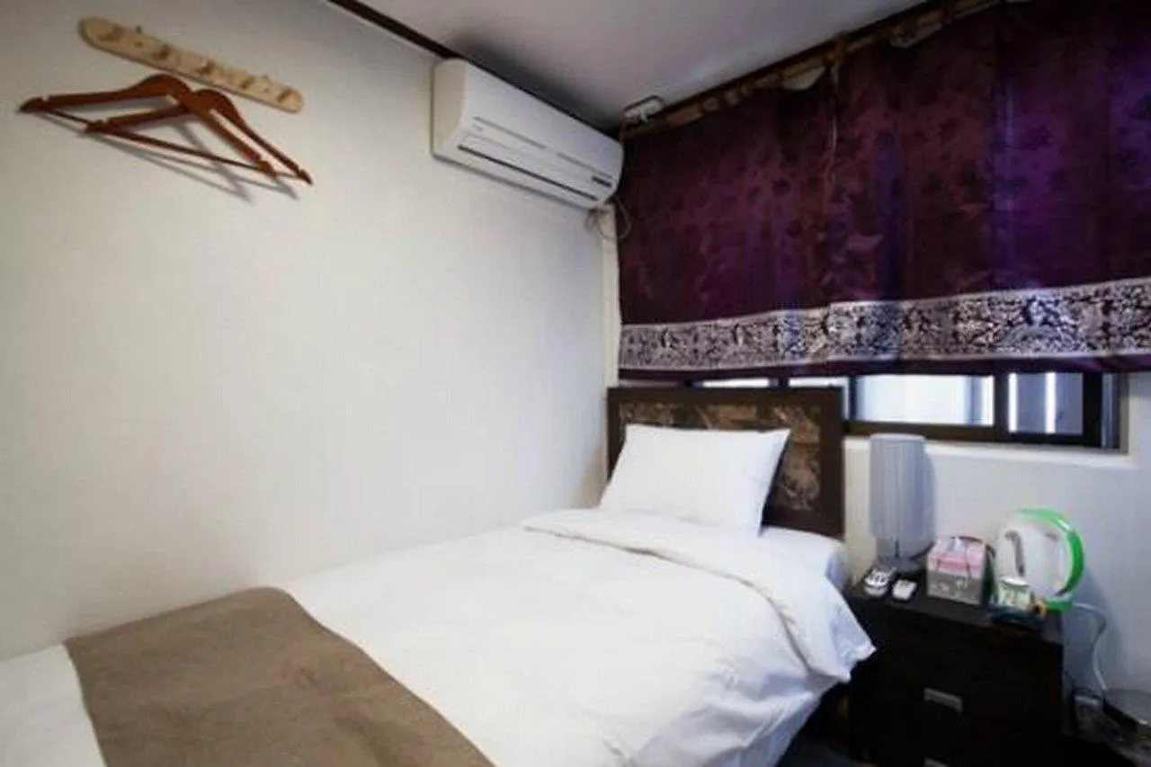 ** Motel Ws Hotel Sinchon Seoul Südkorea