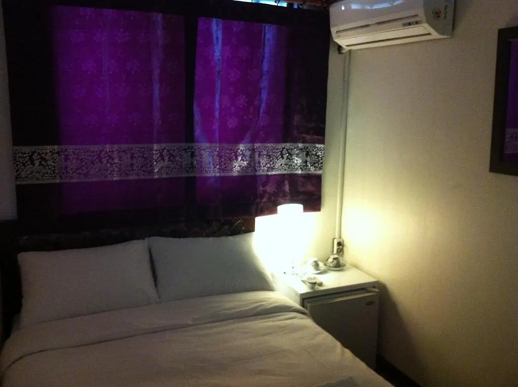 Ws Hotel Sinchon Seoul 2*,