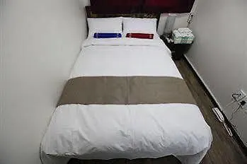 Ws Hotel Sinchon Seoul 2*,
